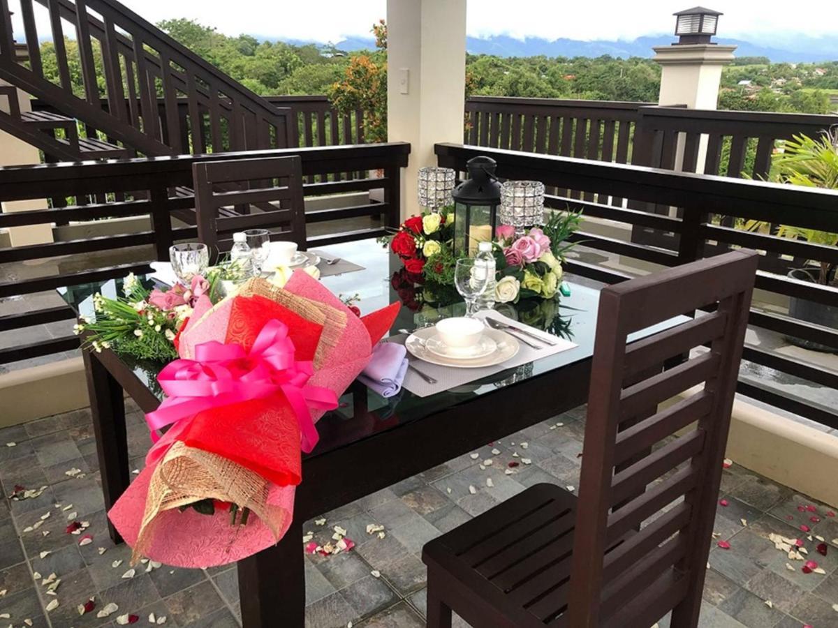 Villa Esmeralda Bryan'S Resort Hotel And Restaurant Palayan City Exterior foto